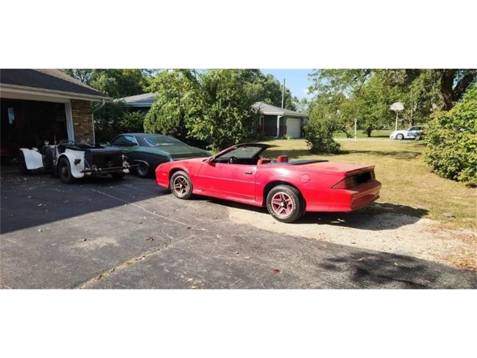 1991 Chevrolet Camaro 3rd Gen - Image 2 of 21
