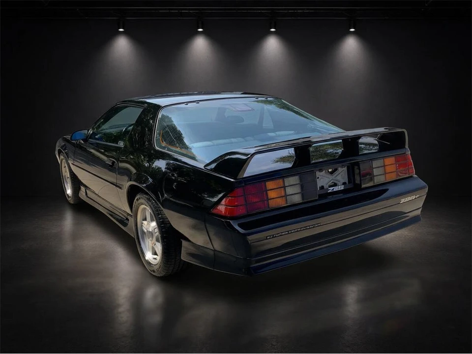 1991 Chevrolet Camaro 3rd Gen - Image 8 of 21
