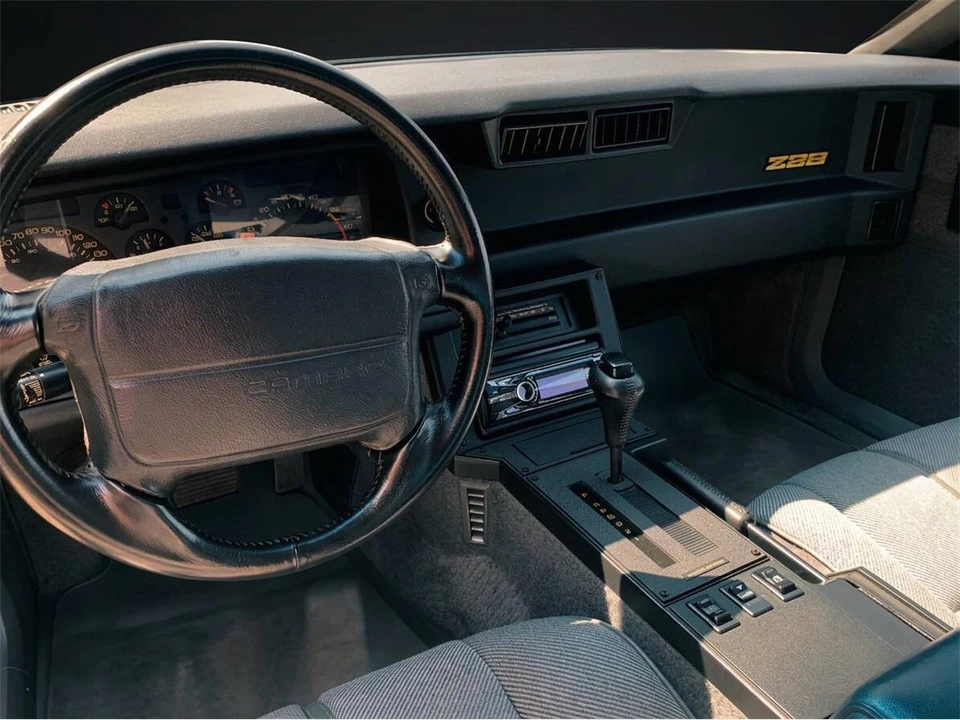 1991 Chevrolet Camaro 3rd Gen - Image 12 of 21