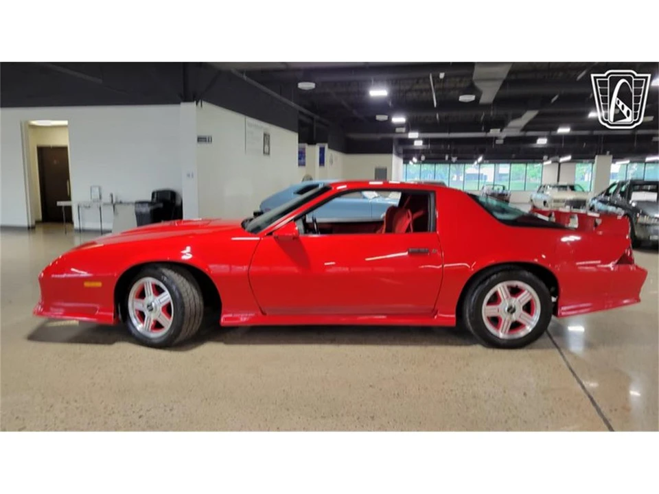 1991 Chevrolet Camaro 3rd Gen - Image 25 of 31