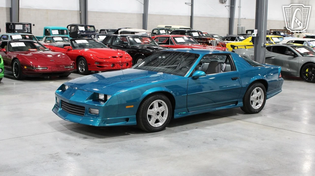 1991 Chevrolet Camaro 3rd Gen - Image 3 of 12