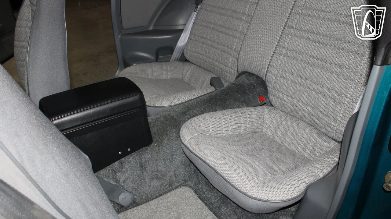 1991 Chevrolet Camaro 3rd Gen - Image 9 of 12