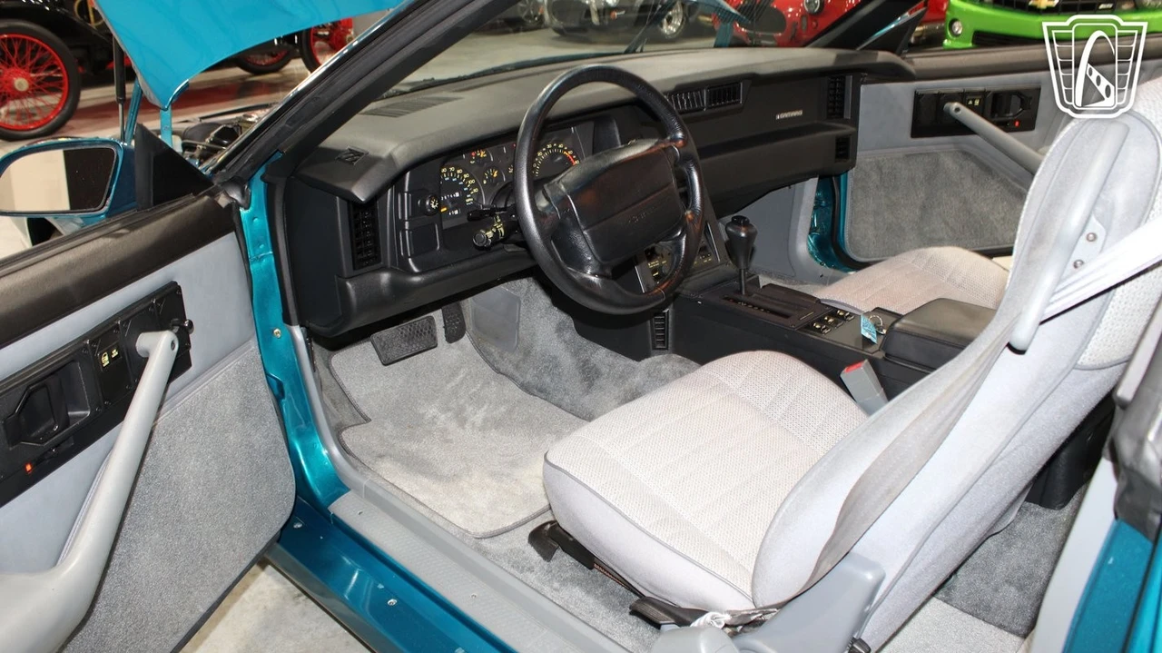 1991 Chevrolet Camaro 3rd Gen - Image 7 of 12