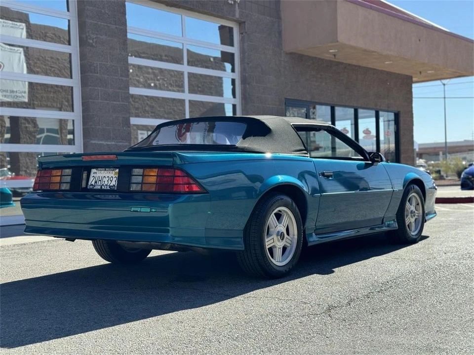 1991 Chevrolet Camaro 3rd Gen - Image 5 of 31