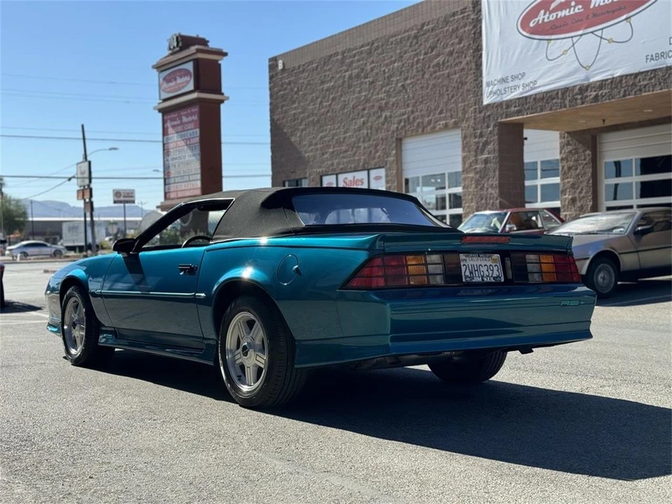 1991 Chevrolet Camaro 3rd Gen - Image 8 of 31