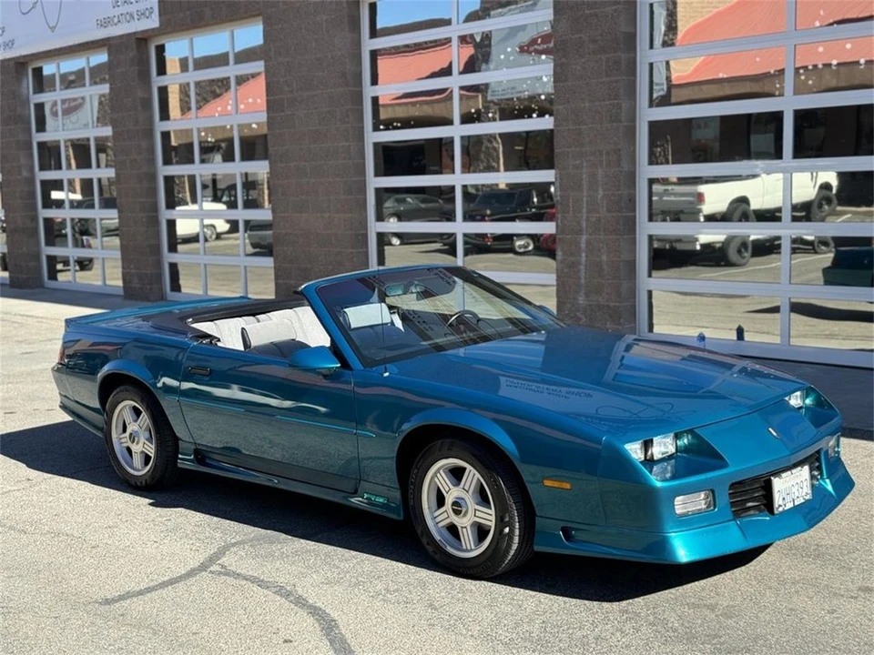 1991 Chevrolet Camaro 3rd Gen - Image 16 of 31