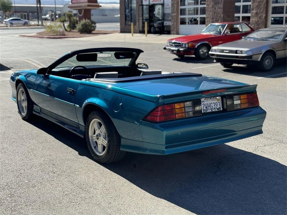 1991 Chevrolet Camaro 3rd Gen - Image 22 of 31