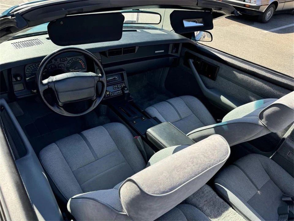 1991 Chevrolet Camaro 3rd Gen - Image 23 of 31