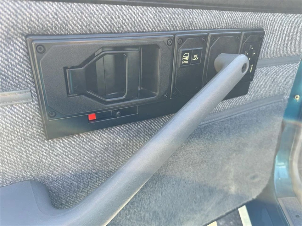 1991 Chevrolet Camaro 3rd Gen - Image 31 of 31
