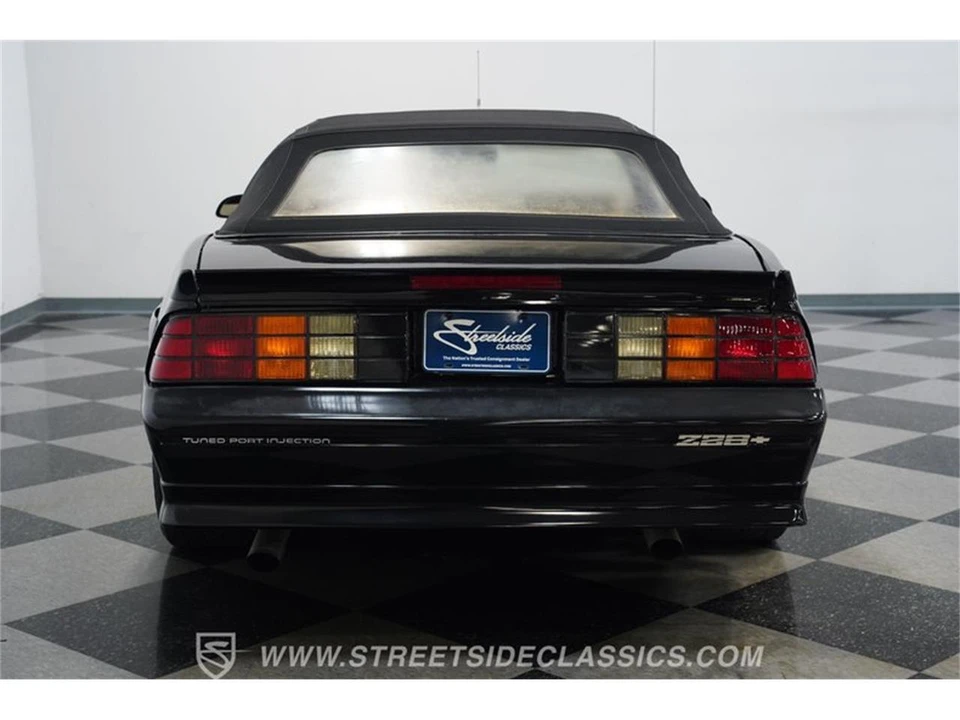 1991 Chevrolet Camaro 3rd Gen - Image 24 of 31