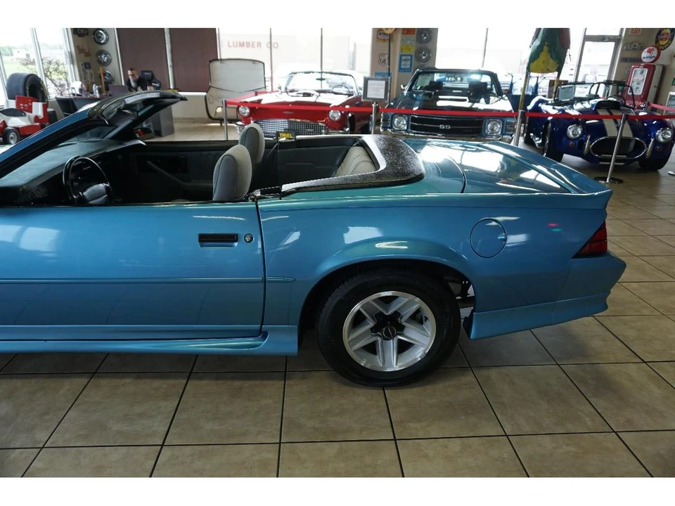 1991 Chevrolet Camaro 3rd Gen - Image 10 of 31