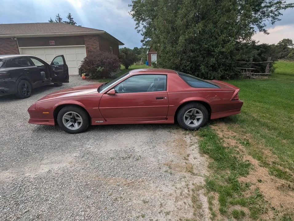 1991 Chevrolet Camaro 3rd Gen - Image 3 of 4