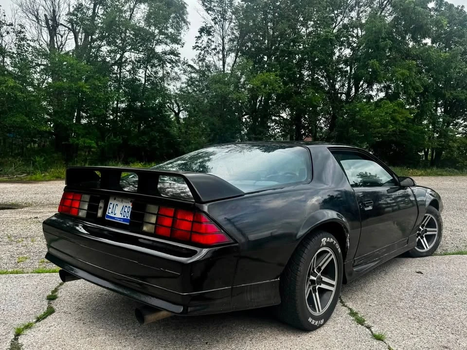 1991 Chevrolet Camaro 3rd Gen - Image 2 of 9