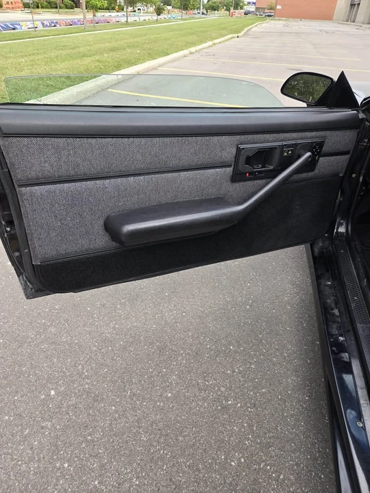 1991 Chevrolet Camaro 3rd Gen - Image 7 of 10