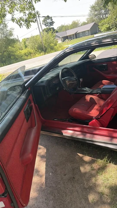 1991 Chevrolet Camaro 3rd Gen - Image 2 of 3