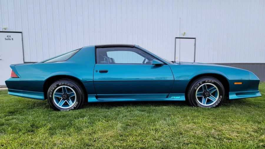 1991 Chevrolet Camaro 3rd Gen - Image 2 of 22
