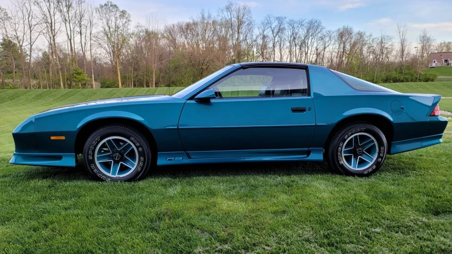 1991 Chevrolet Camaro 3rd Gen - Image 8 of 22