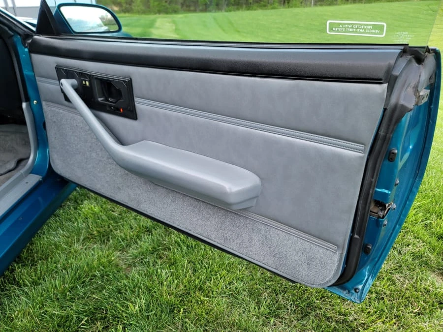 1991 Chevrolet Camaro 3rd Gen - Image 16 of 22