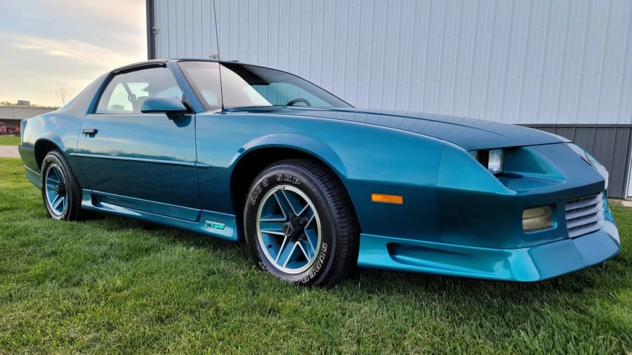 1991 Chevrolet Camaro 3rd Gen - Image 6 of 22