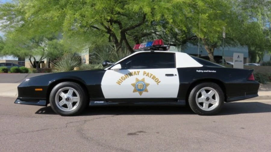 1991 Chevrolet Camaro 3rd Gen - Image 2 of 7
