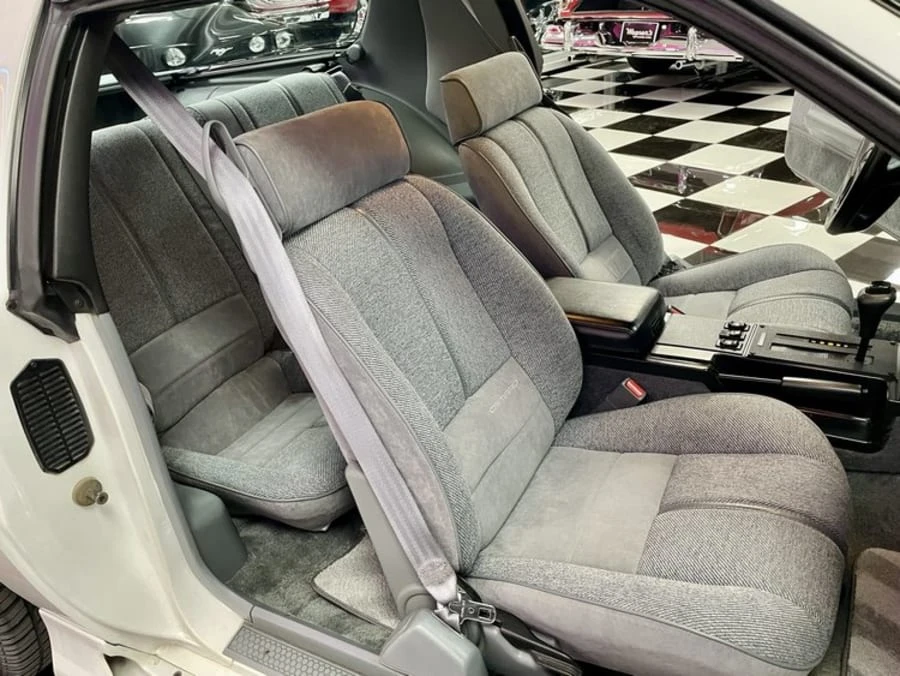 1991 Chevrolet Camaro 3rd Gen - Image 9 of 13