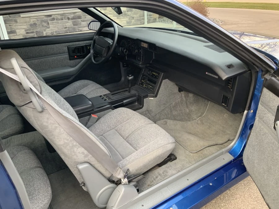 1991 Chevrolet Camaro 3rd Gen - Image 8 of 16
