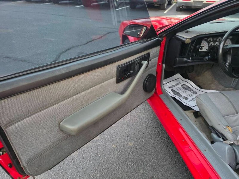 1991 Chevrolet Camaro 3rd Gen - Image 16 of 20