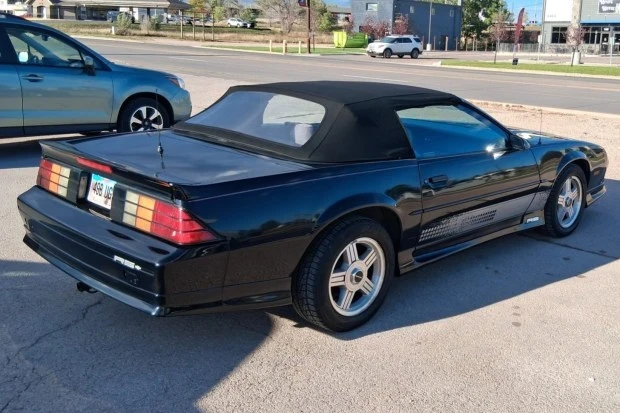 1991 Chevrolet Camaro 3rd Gen - Image 2 of 7