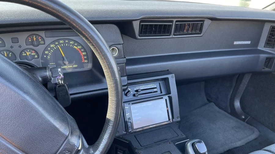 1991 Chevrolet Camaro 3rd Gen - Image 6 of 18