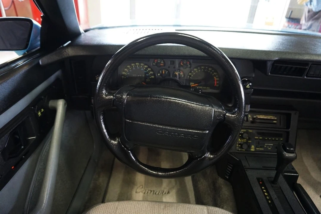 1991 Chevrolet Camaro 3rd Gen - Image 25 of 31