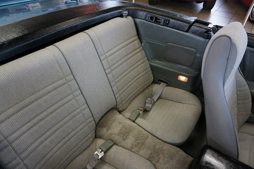 1991 Chevrolet Camaro 3rd Gen - Image 24 of 31