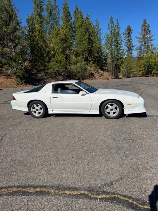1991 Chevrolet Camaro 3rd Gen - Image 2 of 4