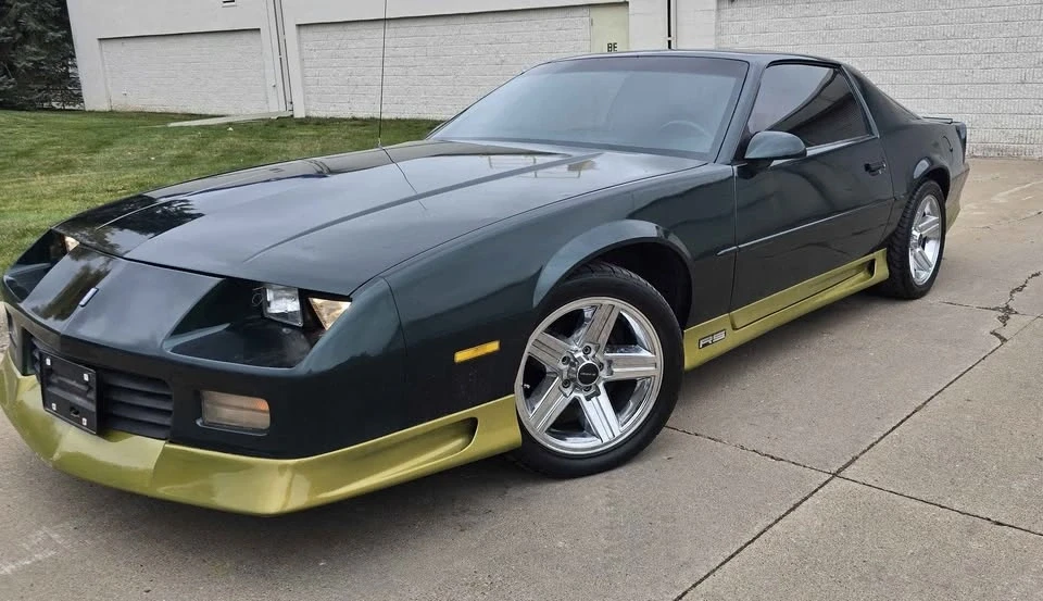 1991 Chevrolet Camaro 3rd Gen - Image 6 of 7