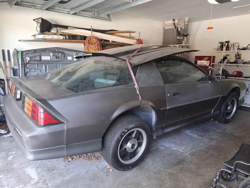 1991 Chevrolet Camaro 3rd Gen - Image 2 of 2