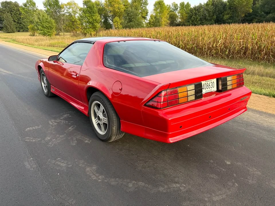 1991 Chevrolet Camaro 3rd Gen - Image 4 of 8