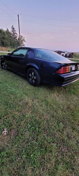 1991 Chevrolet Camaro 3rd Gen - Image 5 of 19