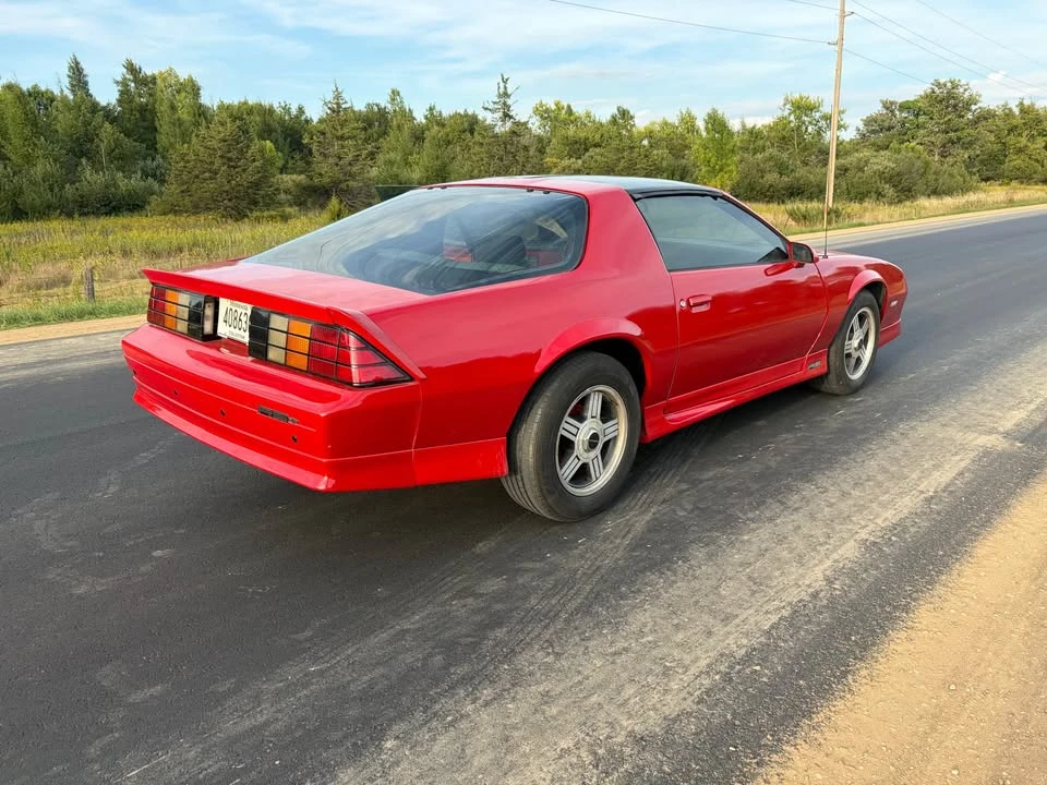 1991 Chevrolet Camaro 3rd Gen - Image 3 of 8