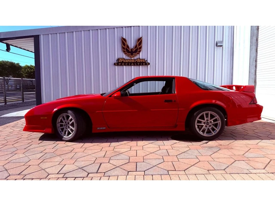 1991 Chevrolet Camaro IROC-Z & Z28 3rd Gen - Image 19 of 31
