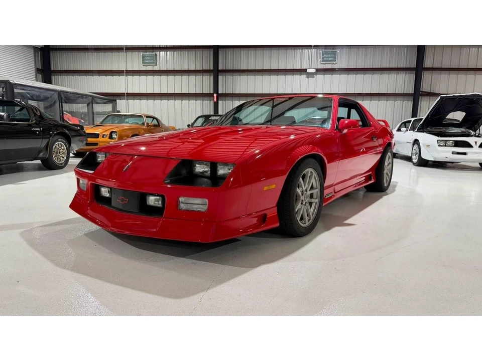1991 Chevrolet Camaro IROC-Z & Z28 3rd Gen - Image 5 of 31