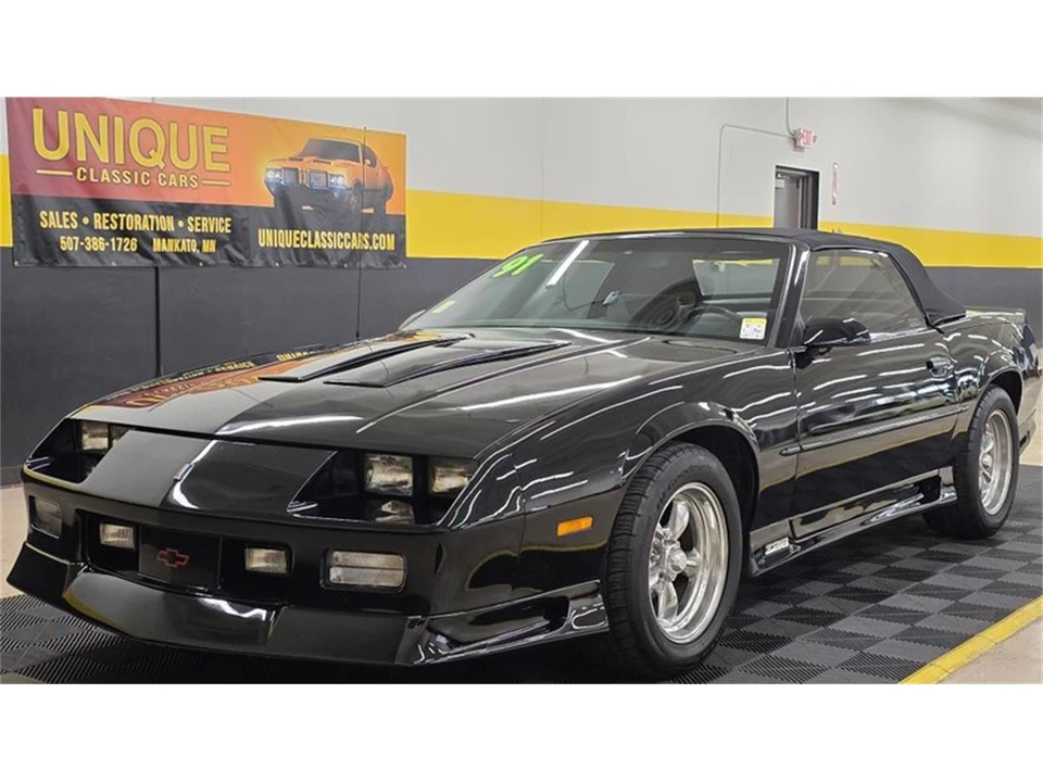 1991 Chevrolet Camaro IROC-Z & Z28 3rd Gen - Image 18 of 31