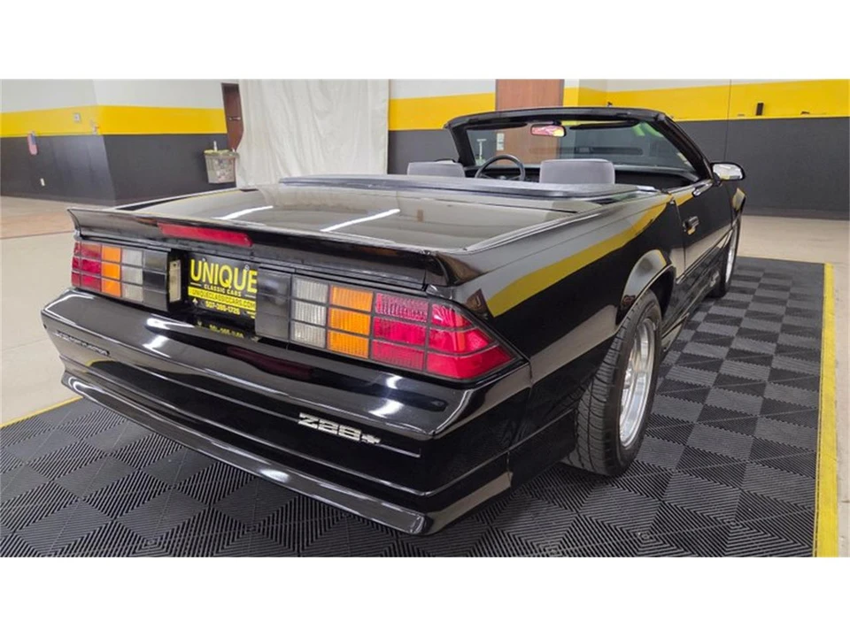 1991 Chevrolet Camaro IROC-Z & Z28 3rd Gen - Image 4 of 31