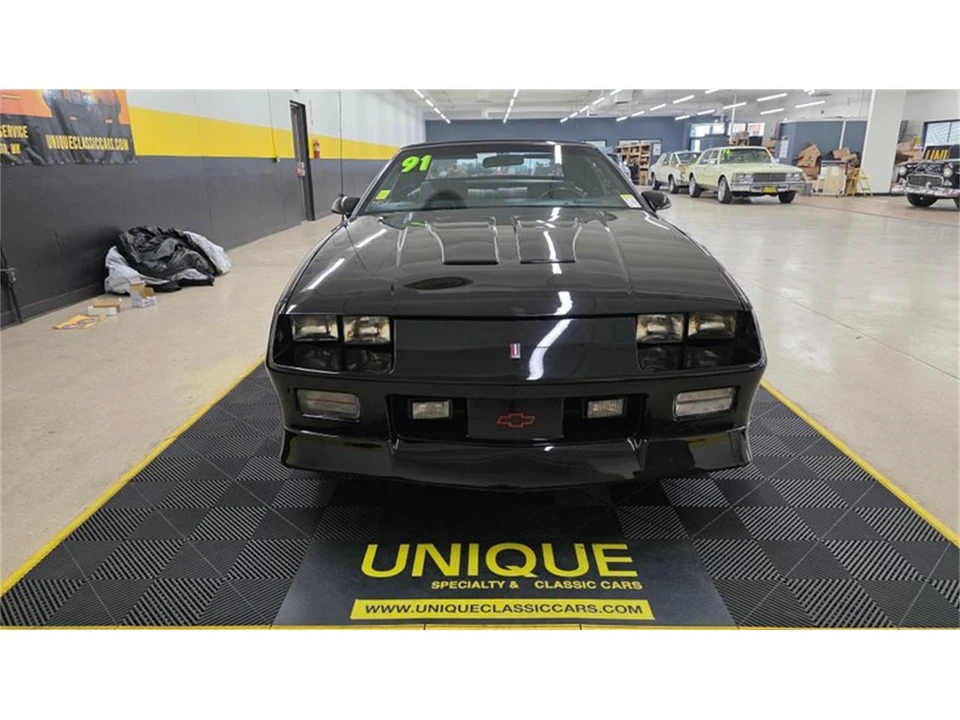 1991 Chevrolet Camaro IROC-Z & Z28 3rd Gen - Image 19 of 31