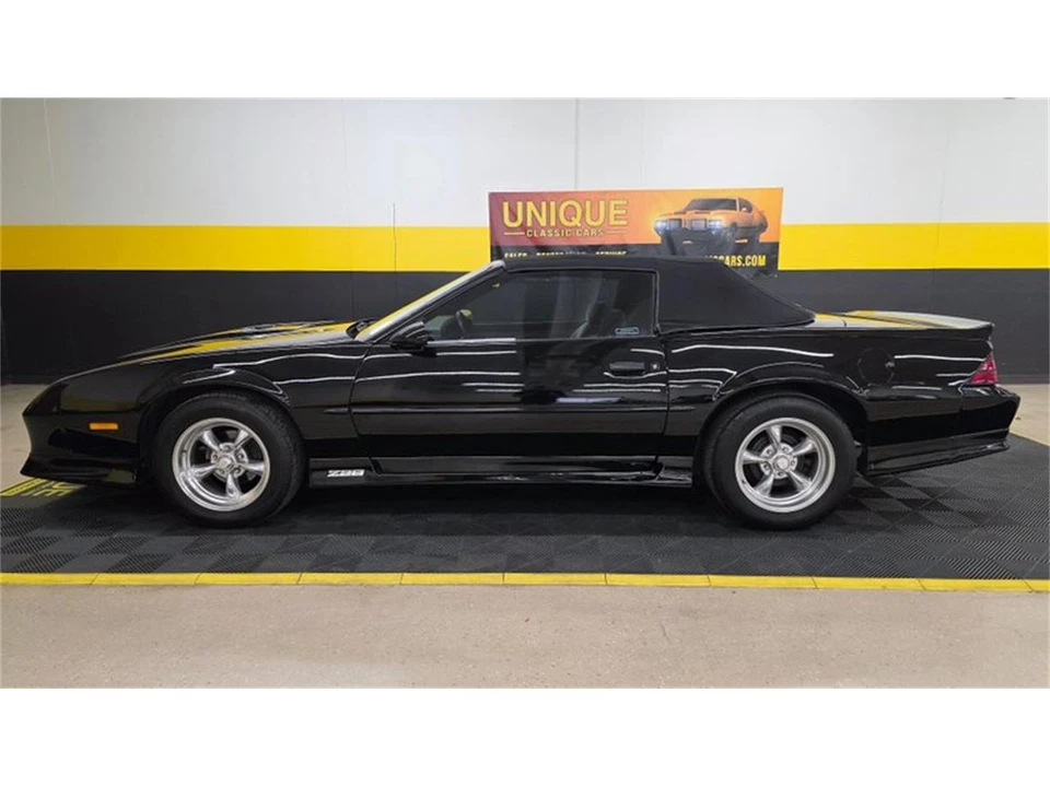 1991 Chevrolet Camaro IROC-Z & Z28 3rd Gen - Image 24 of 31