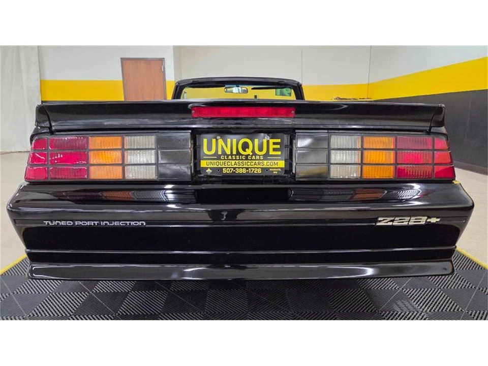 1991 Chevrolet Camaro IROC-Z & Z28 3rd Gen - Image 5 of 31