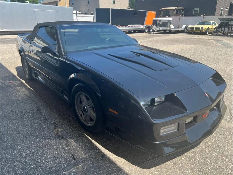 1991 Chevrolet Camaro IROC-Z & Z28 3rd Gen - Image 25 of 31