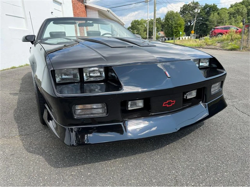 1991 Chevrolet Camaro IROC-Z & Z28 3rd Gen - Image 17 of 31