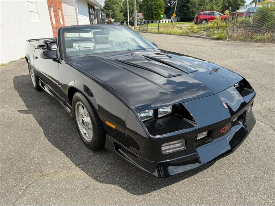 1991 Chevrolet Camaro IROC-Z & Z28 3rd Gen - Image 16 of 31