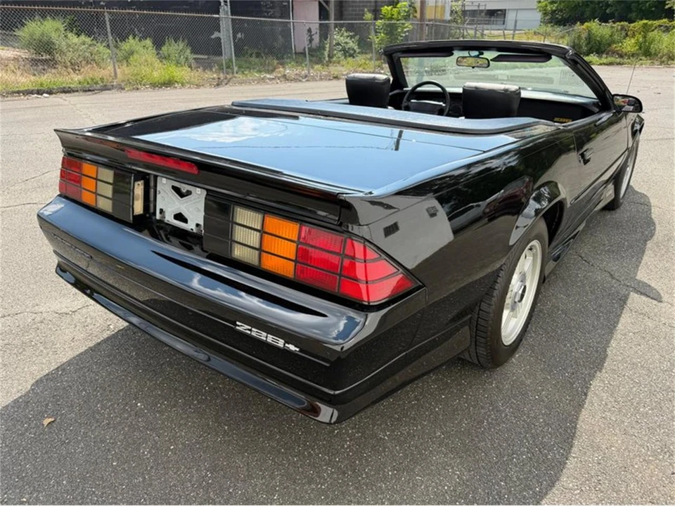 1991 Chevrolet Camaro IROC-Z & Z28 3rd Gen - Image 12 of 31