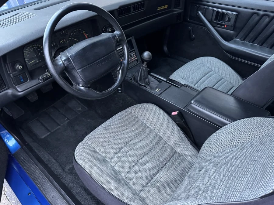 1991 Chevrolet Camaro IROC-Z & Z28 3rd Gen - Image 4 of 9