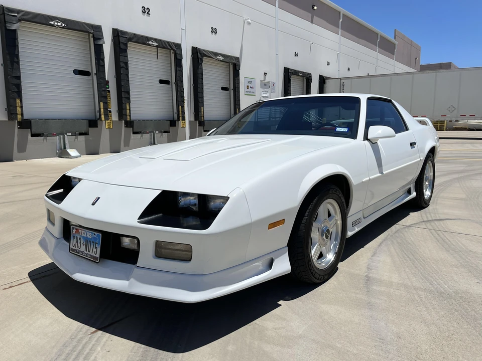 1991 Chevrolet Camaro IROC-Z & Z28 3rd Gen - Image 9 of 31